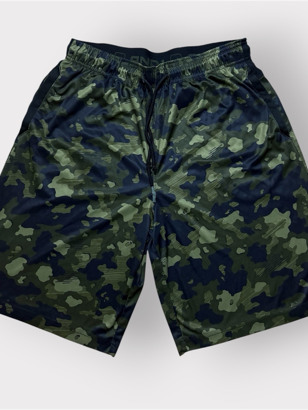 And1 Men's Green Camo Shorts Size M